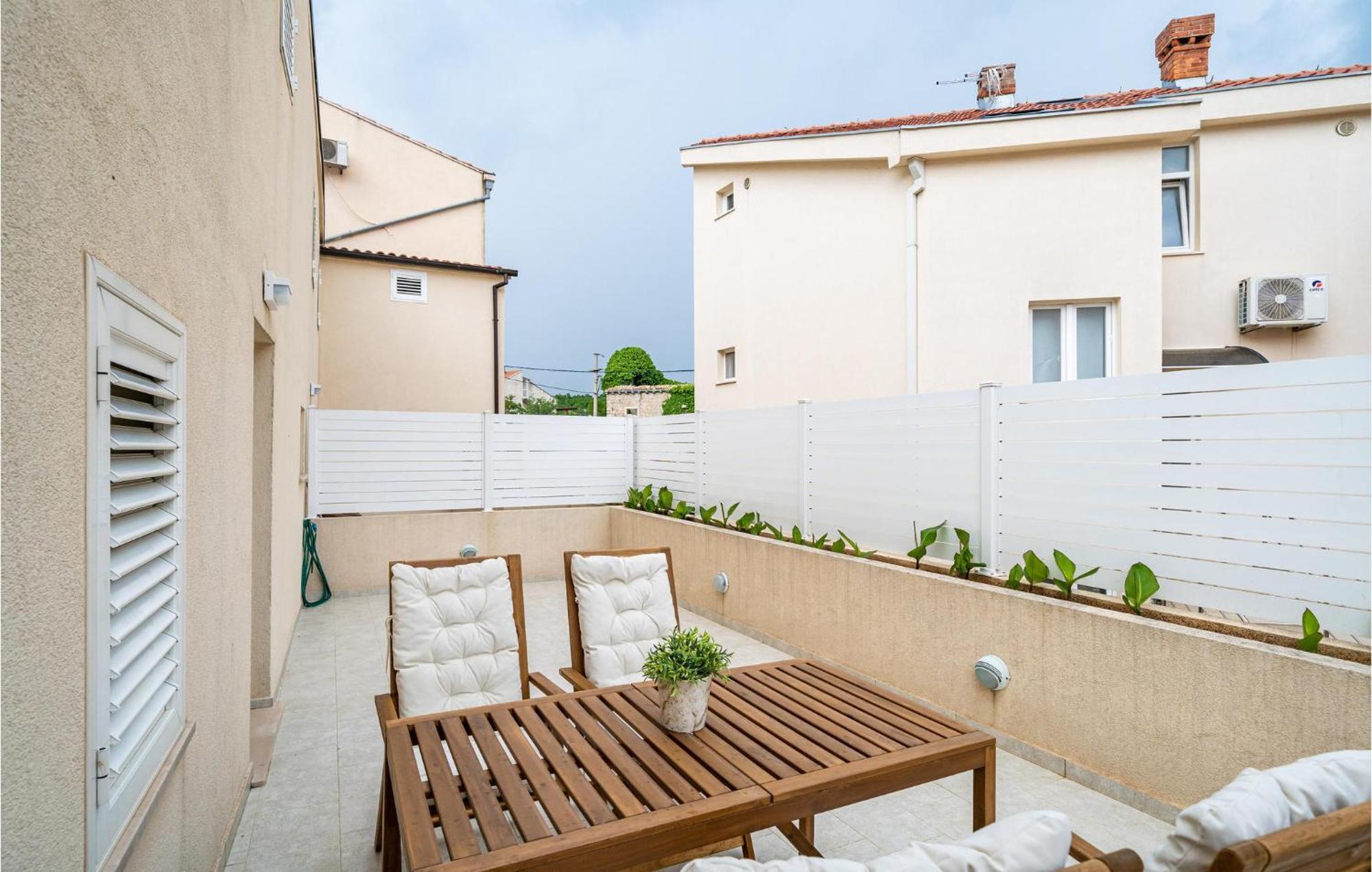 Nice Apartment In Dubrovnik With Kitchen Екстериор снимка